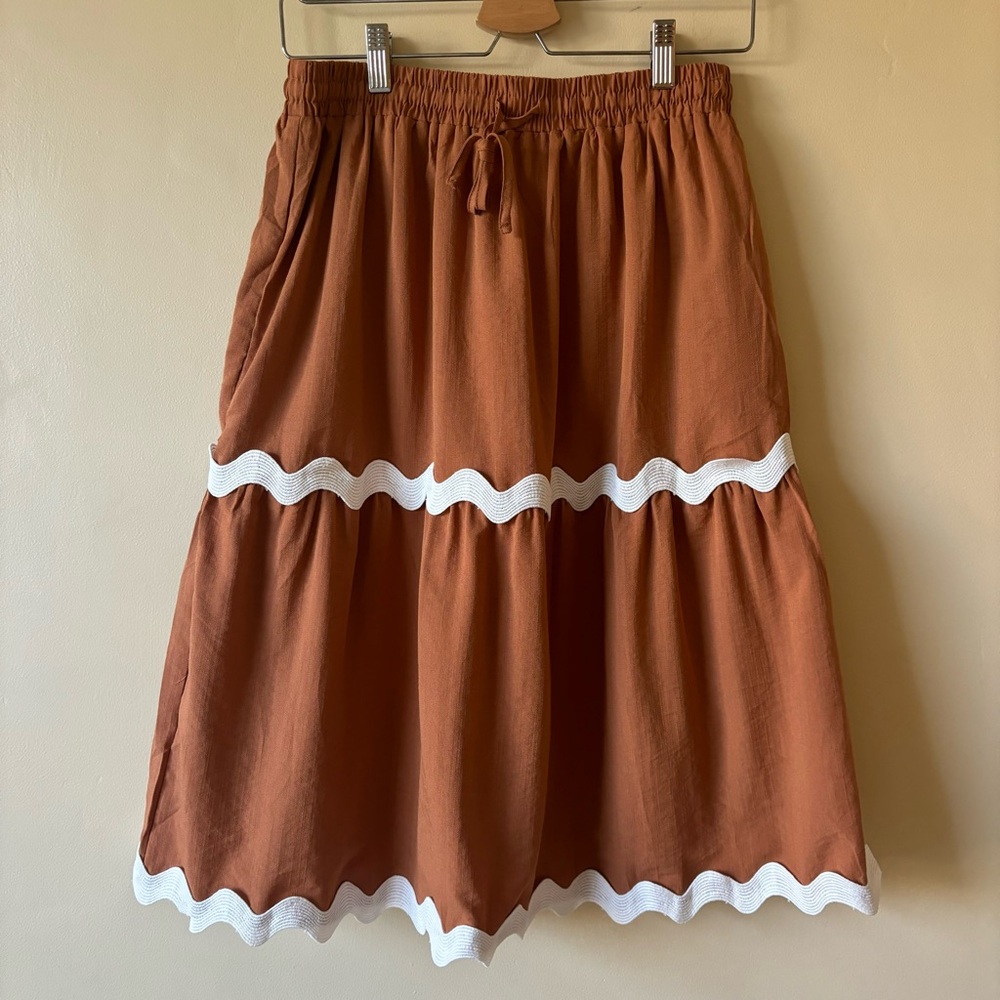 Kirundo New with tags Copper brown Tiered Skirt with White Trim Medium